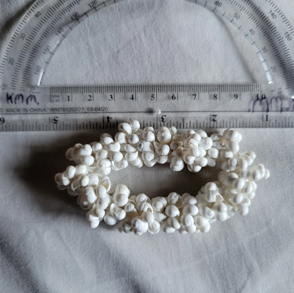 Bracelets - Picture 3 of 6